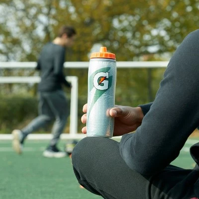 Gatorade 30oz Insulated Squeeze Water Bottle - Gray 6 Gatorade 30oz Insulated Squeeze Water Bottle - Gray - Image 4
