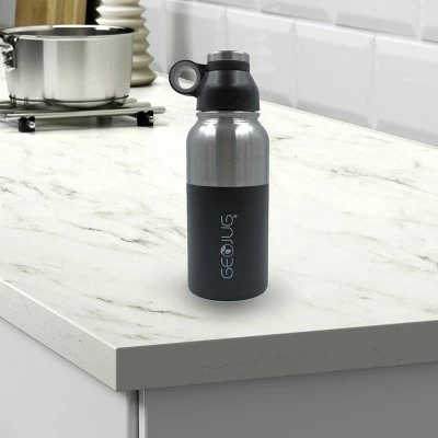 Brentwood GeoJug 40oz Stainless Steel Vacuum Insulated Water Bottle in Black 4 Brentwood GeoJug 40oz Stainless Steel Vacuum Insulated Water Bottle in Black - Image 2